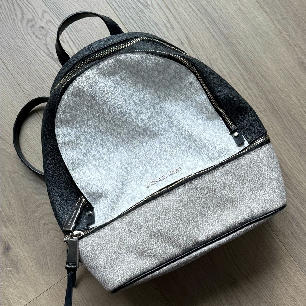 Michael Kors Backpack Rhea Like New